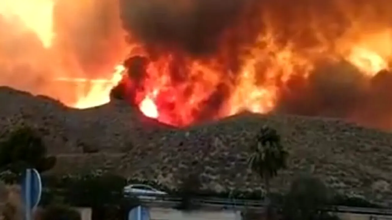 VIDEO Incendiu devastator în sudul Spaniei: 12 morți, printre care și turiști străini