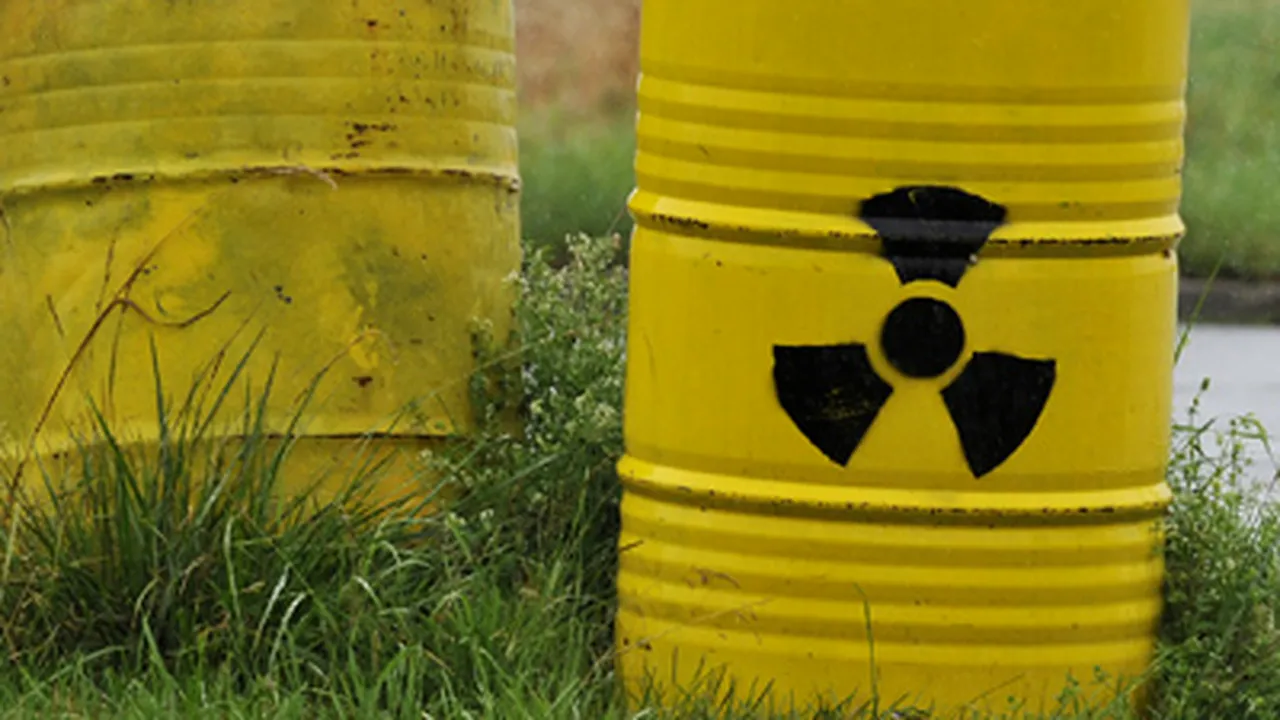 Acord între guvernele României şi Rusiei privind transferul combustibilului nuclear