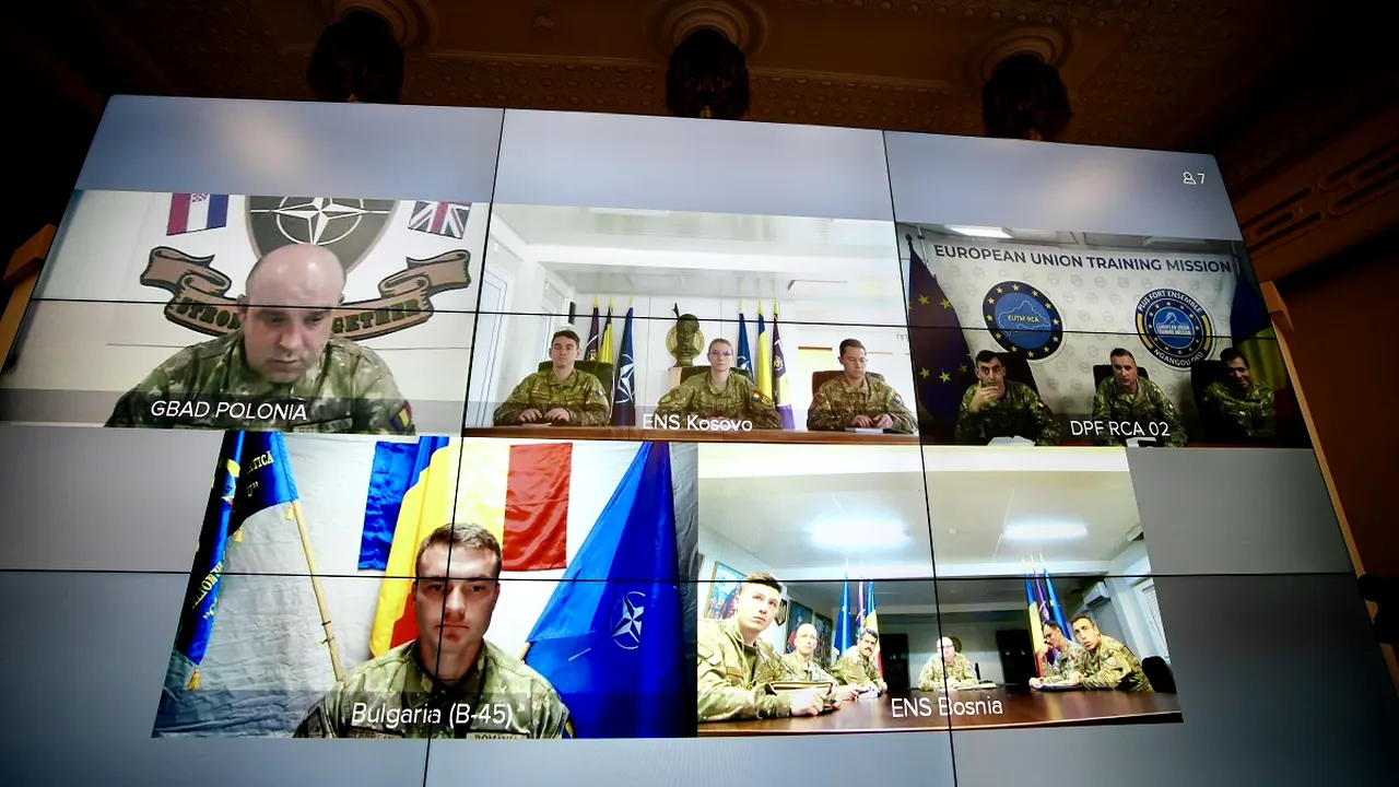 Angel Tîlvăr, videoconferinţă cu militarii din teatrele de operaţii şi misiuni externe