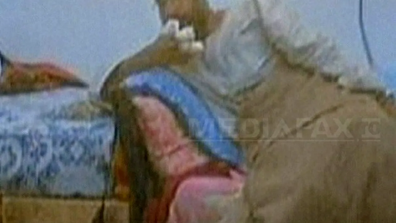 Seif al-Islam a cerut să fie executat după ce a fost capturat: Ne-a cerut să îl împuşcăm în cap. De ce are fiul lui Kadhafi trei degete amputate - VIDEO