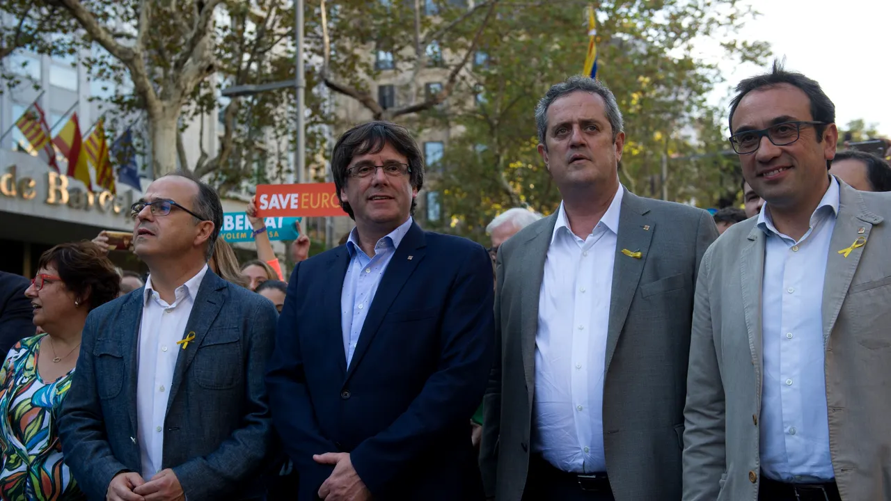 Puigdemont cere UE să nu mai susţină ”lovitura de stat” împotriva Cataloniei: Nu vom renunţa la idealul unui stat independent