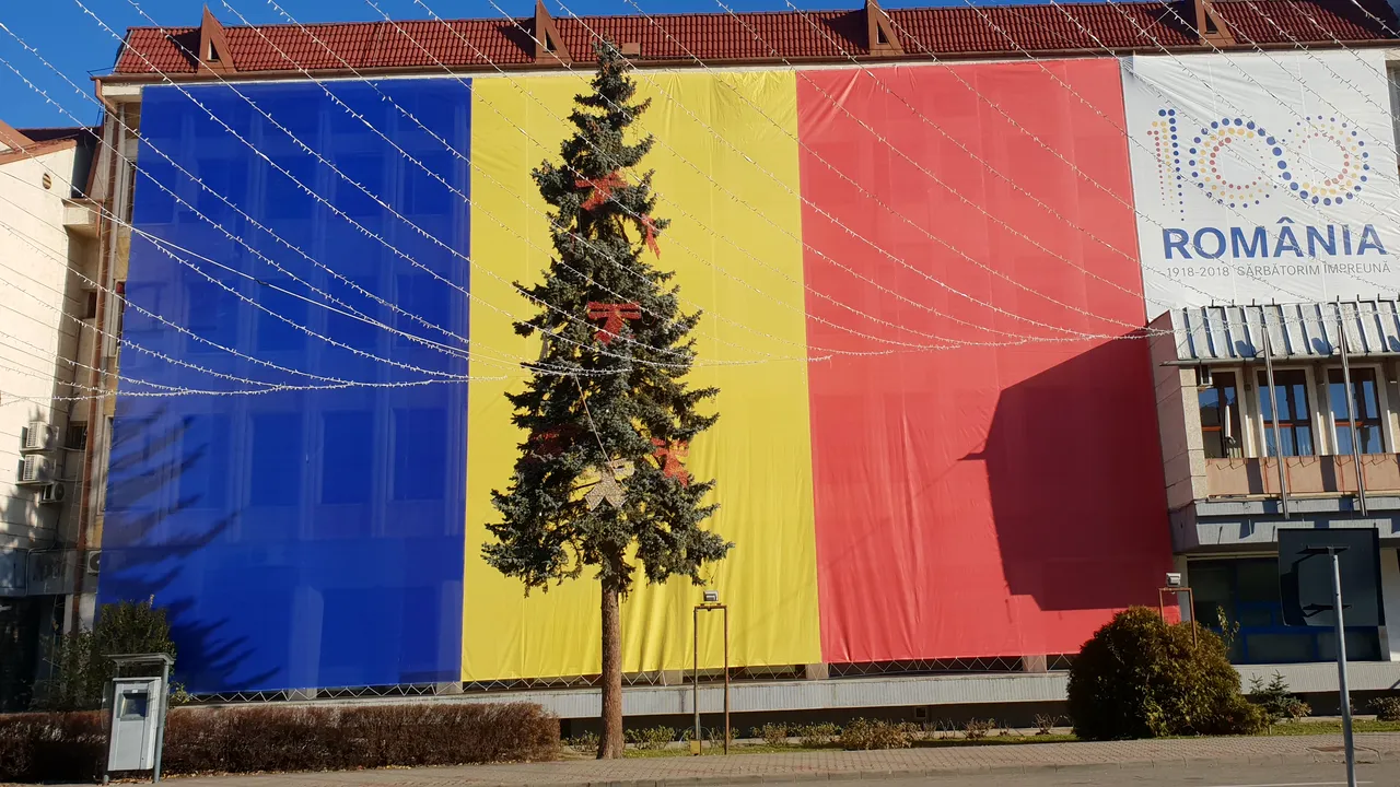 RETROSPECTIVĂ 2018: Cu ce a rămas România după anul Centenar. Ce planuri măreţe au avut autorităţile şi în ce măsură le-au realizat