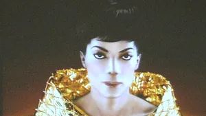 O fotografie în care Michael Jackson a pozat în faraon, vândută cu aproape 35.000 de dolari