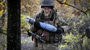 Războiul din Ucraina, ziua 249. Nave gata de luptă în Marea Neagră / Rusia ameninţă şi cu „arma cerealelor” / Putin a dat primele semne că s-ar aşeza la negocieri / Ucraina nu-l crede / Zelenska, intervenţie la mitingul anti-război de la Praga