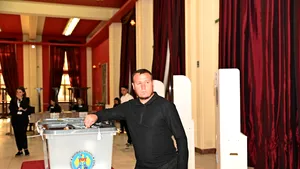 Alegeri Republica Moldova. 40 de incidente confirmate la deschiderea secțiilor de vot