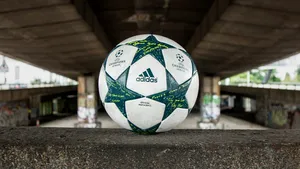 A fost prezentată mingea oficială pentru fazele eliminatorii din Liga Campionilor, sezonul 2016-2017
