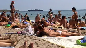 Costineşti: Călcaţi de o maşină în timp ce se aflau la plajă