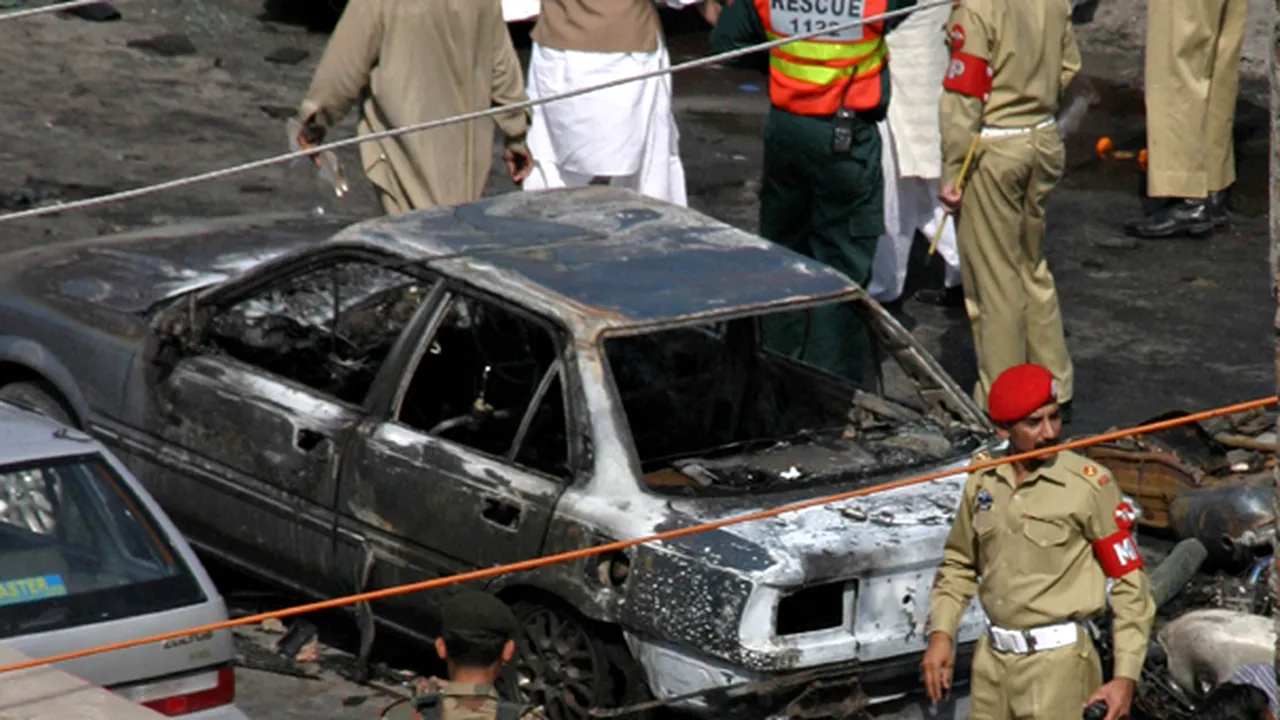 Cel puţin 45 de morţi, într-un dublu atentat sinucigaş comis în Lahore - VIDEO