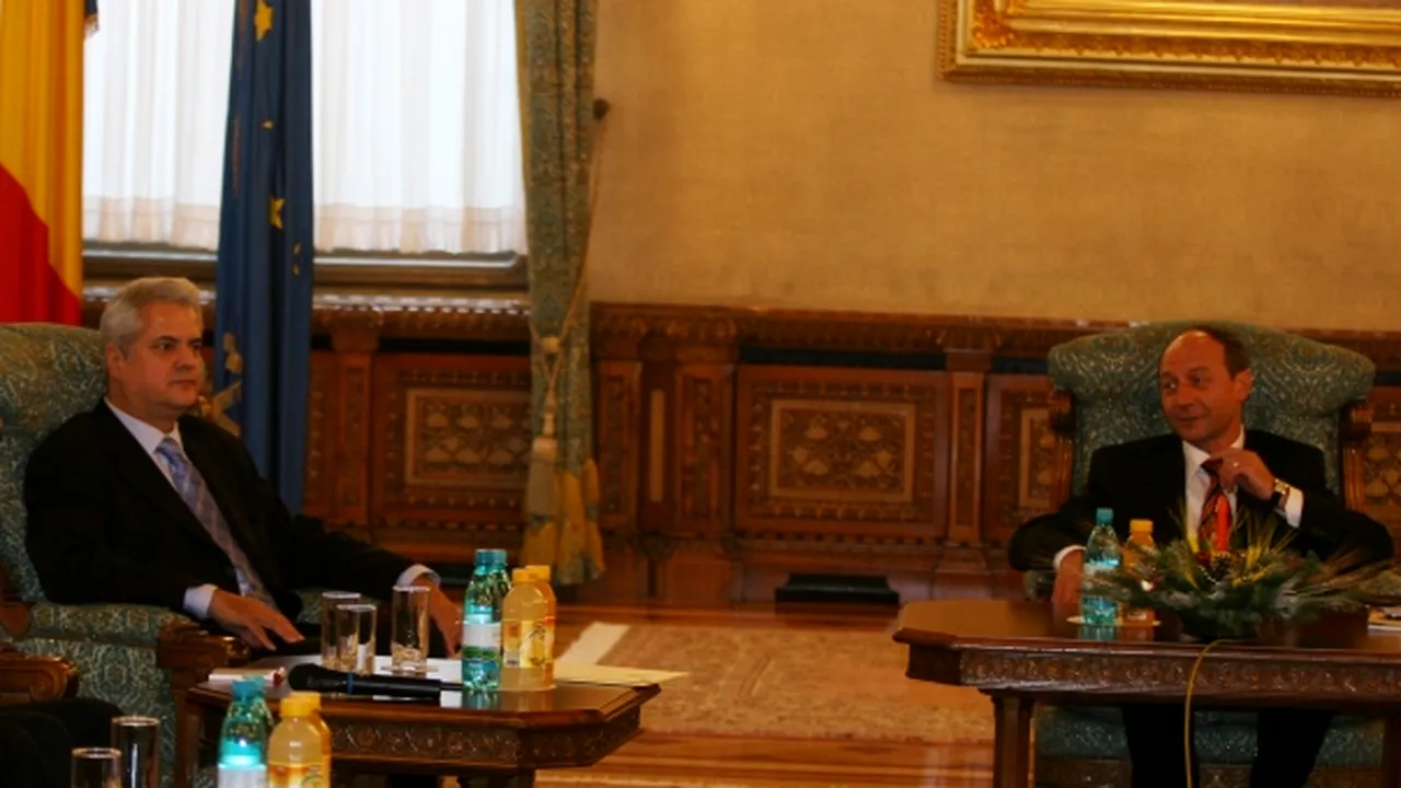 Năstase: În locul lui Geoană, îi răspundeam lui Băsescu, despre vizita la Vântu: Coane, lasă băşcălia
