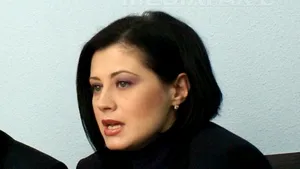 Corina Dănilă rămâne în TVR până în septembrie 2012