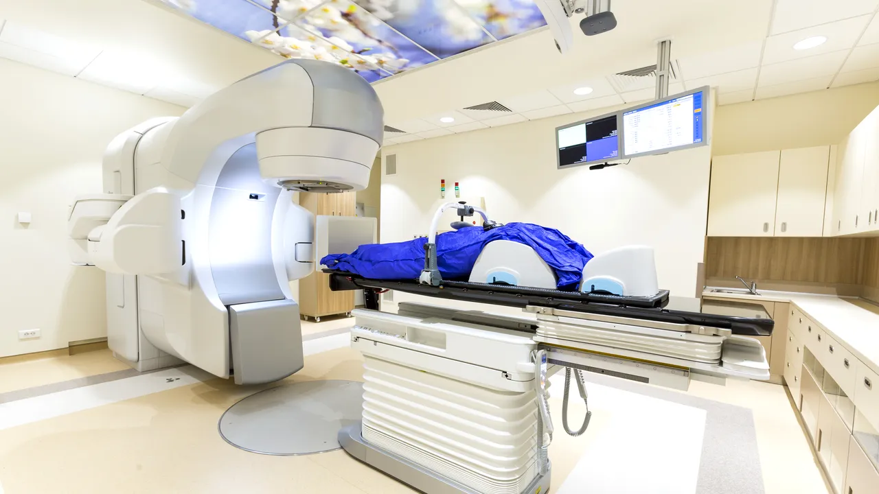 Conferinţa ”Ce se întâmplă, Doctore…cu misiunea (im)posibilă a depistării şi tratării cancerului la sân?”. Sfaturi avizate de la specialişti 