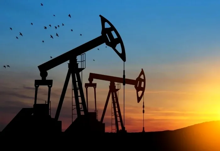 ECONOMIC Prețul petrolului scade din nou sub 100 de dolari după promisiunile lui Trump de a „se retrage” din Iran