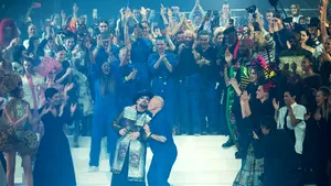 Jean-Paul Gaultier şi-a încheiat cariera printr-un show spectaculos. Ultima colecţie haute couture a creatorului de modă francez. FOTO