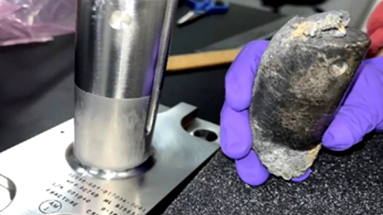 NASA, dată în judecată de proprietarii unei case din Florida lovită de resturi de la staţia spaţială