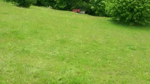 VIDEO | Accident grav în Munţii Rodnei. Adolescent de 14 ani, preluat cu troliul de către elicopterul SMURD, după ce maşina în care se afla a căzut de la 80 m înălţime