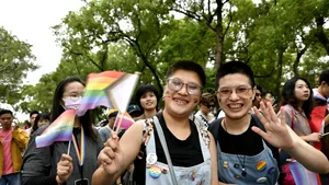 China interzice aplicațiile gay din App Store