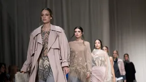 Cine sunt designerii de modă români care au cucerit Spania în 2026