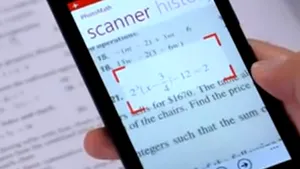 Ajutor pentru elevi: Cum funcţionează PhotoMath, aplicaţia care rezolvă rapid ecuaţii - VIDEO