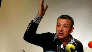Fraţii Mocanu vor să fie judecaţi în România