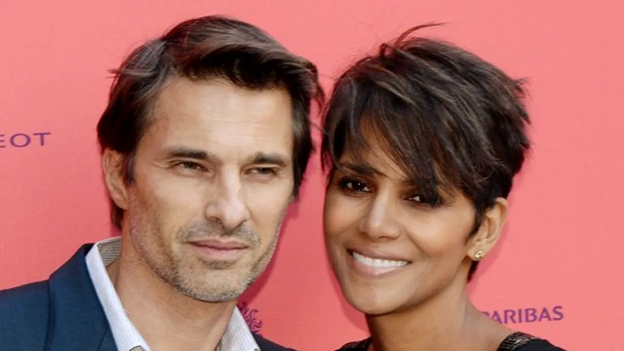 Halle Berry a născut un băieţel