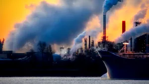 Raport al ONU: Statele lumii trebuie să tripleze ţintele privind reducerea emisiilor de gaze cu efect de seră