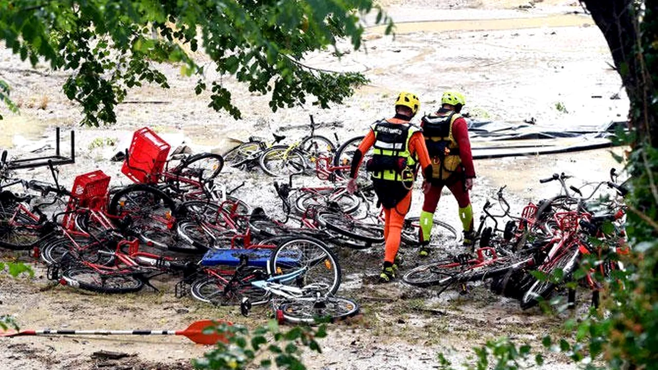 Inundaţii de proporţii în sudul Franţei cauzate de ploi: Aproximativ 1.600 de persoane au fost evacuate, un german este dat dispărut