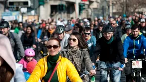 Primăria Bucureşti va colabora cu ONG-urile pentru dezvoltarea unei reţele de piste pentru biciclişti
