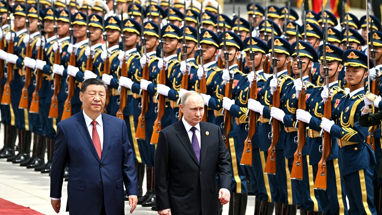 WSJ: A început, deja, Al Treilea Război Mondial? Generalul Onno Eichlsheim, şef al armatei olandeze: Unitatea autocraţiilor este mai puternică decât cea a democraţiilor