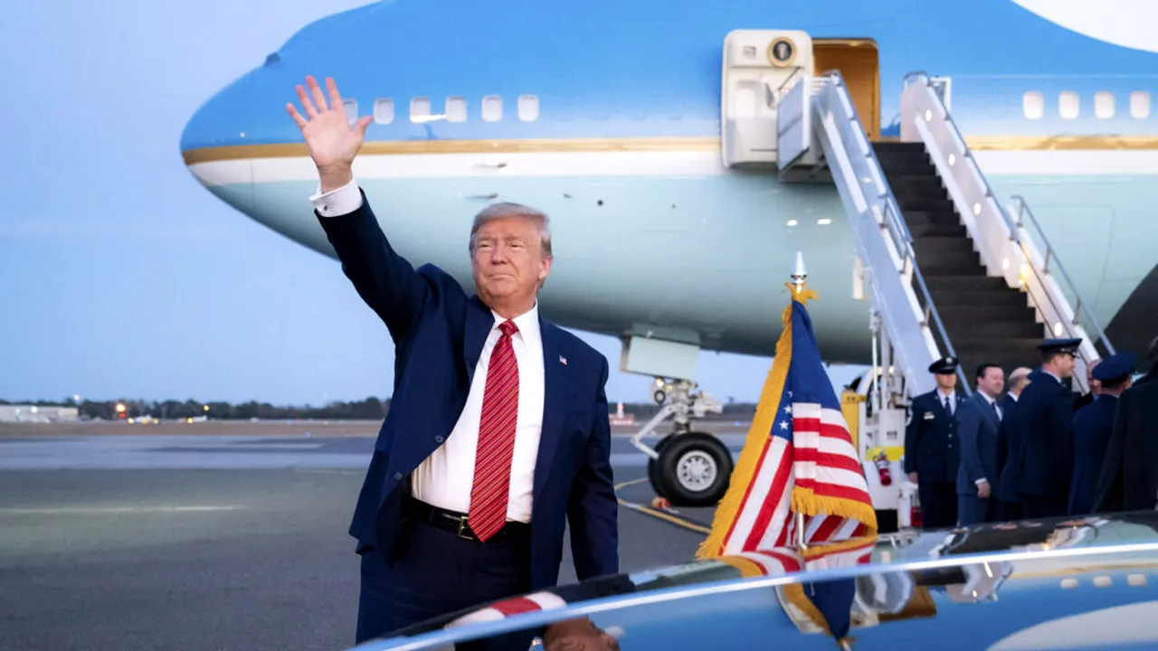 Donald Trump ar urma să primească din partea familiei regale a Qatarului un „palat zburător”