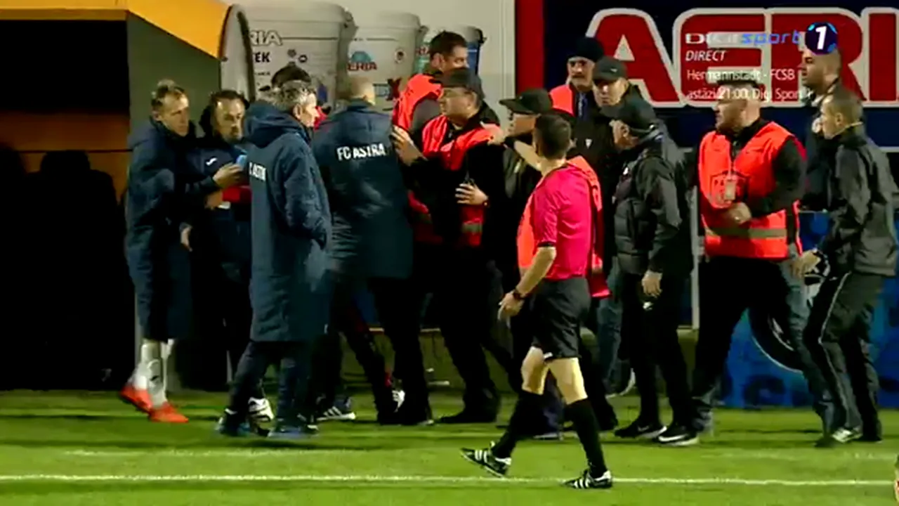 FOTO | Scandal monstru la meciul Viitorul-Astra Giurgiu! Hagi, eliminat de pe teren după un schimb de replici. Jucătorii Viitorului, acuzaţi de lipsă de fair-play