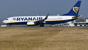 Avertismentul Ryanair. Unele companii aeriene „se vor lupta să supraviețuiască” din cauza prețurilor ridicate ale petrolului, iar biletele de avion se vor scumpi