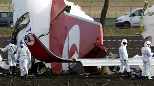 Cinci turci şi patru americani au murit în accidentul aviatic