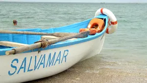 Peste 100 de salvamari vor veghea pe plajele din Mamaia şi Constanţa