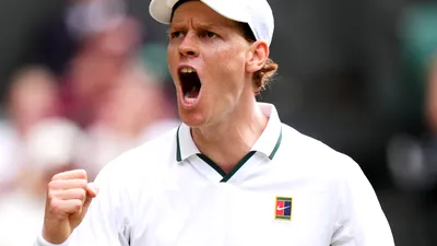 SPORT Sinner și Djokovic se califică în optimi la Wimbledon. Sârbul egalează un record al lui Federer