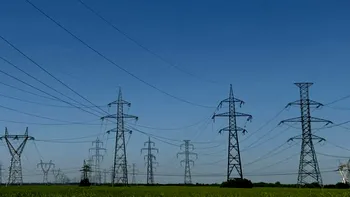 NEWS ALERT Transelectrica: Românii și-au redus consumul de energie cu aproximativ 300 MW față de cel prognozat, în orele de vârf