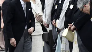 Împăratul Akihito al Japoniei a anunţat că îi va fi dificil să îşi îndeplinească datoria până la final, fără a vorbi în mod explicit de abdicare