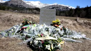 Procurorii francezi suspectează crime cu premeditare în cazul avionului Germanwings