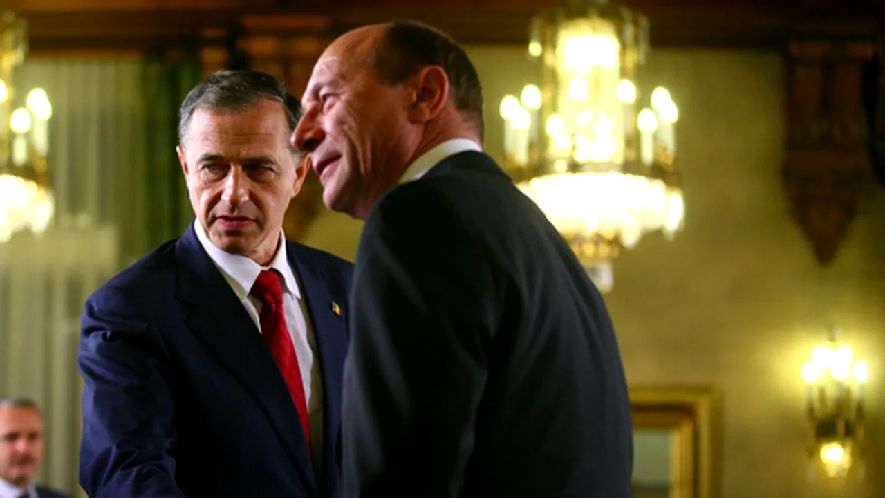 Agenţiile străine: Geoană îi urează succes lui Băsescu, declarat câştigător în alegeri