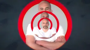 „Ochii pe mine!” Petru Păun, actor şi model, despre ego-uri şi libertatea de a alege: „Am fost ipocrit cu multe lucruri, dar asta face parte din procesul de creştere”