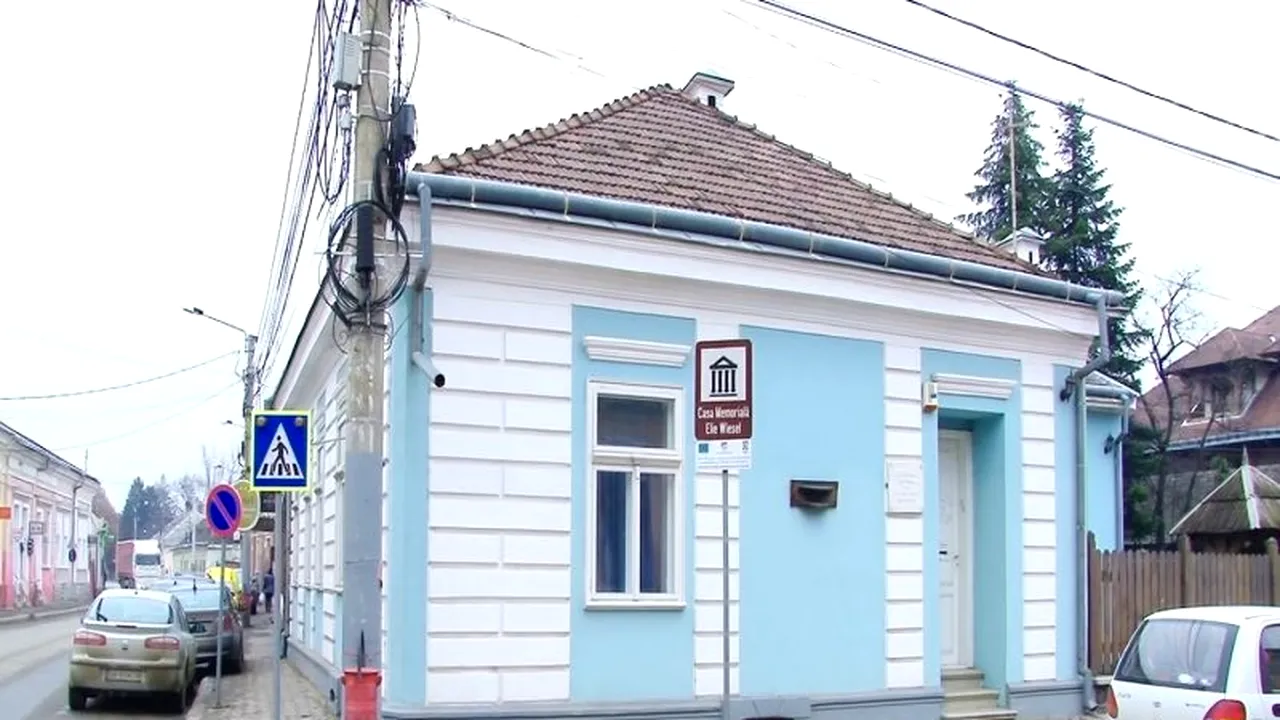 Ambasada SUA la Bucureşti condamnă vandalizarea Casei memoriale Elie Wiesel din Sighetu Marmaţiei/ Academia Română cere ca autorii să fie pedepsiţi exemplar - FOTO