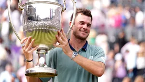 Tommy Paul îl învinge pe Lorenzo Musetti şi câştigă turneul de tenis Queen's Club Championships