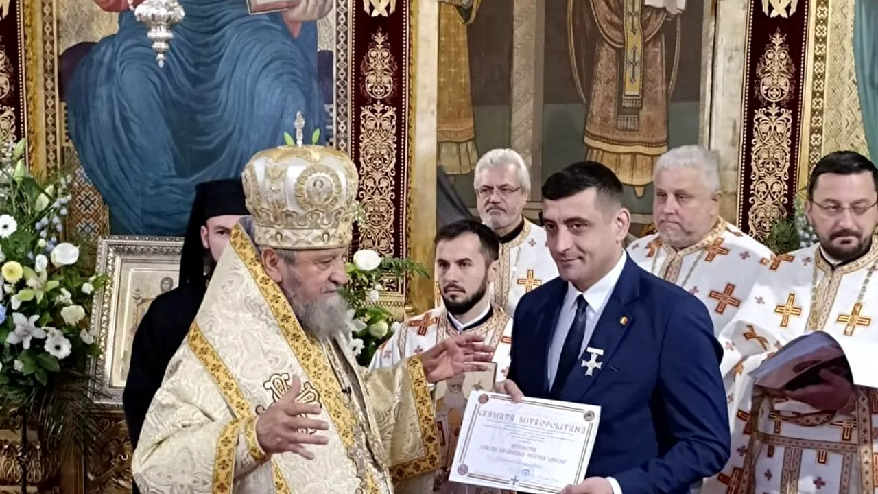 George Simion, decorat de ÎPS Laurenţiu Streza cu Crucea Şaguniană