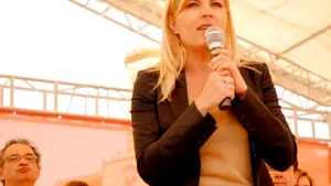 Udrea despre Geoană: Va ajunge de la groapa cu nisip la groapa de gunoi a politicii