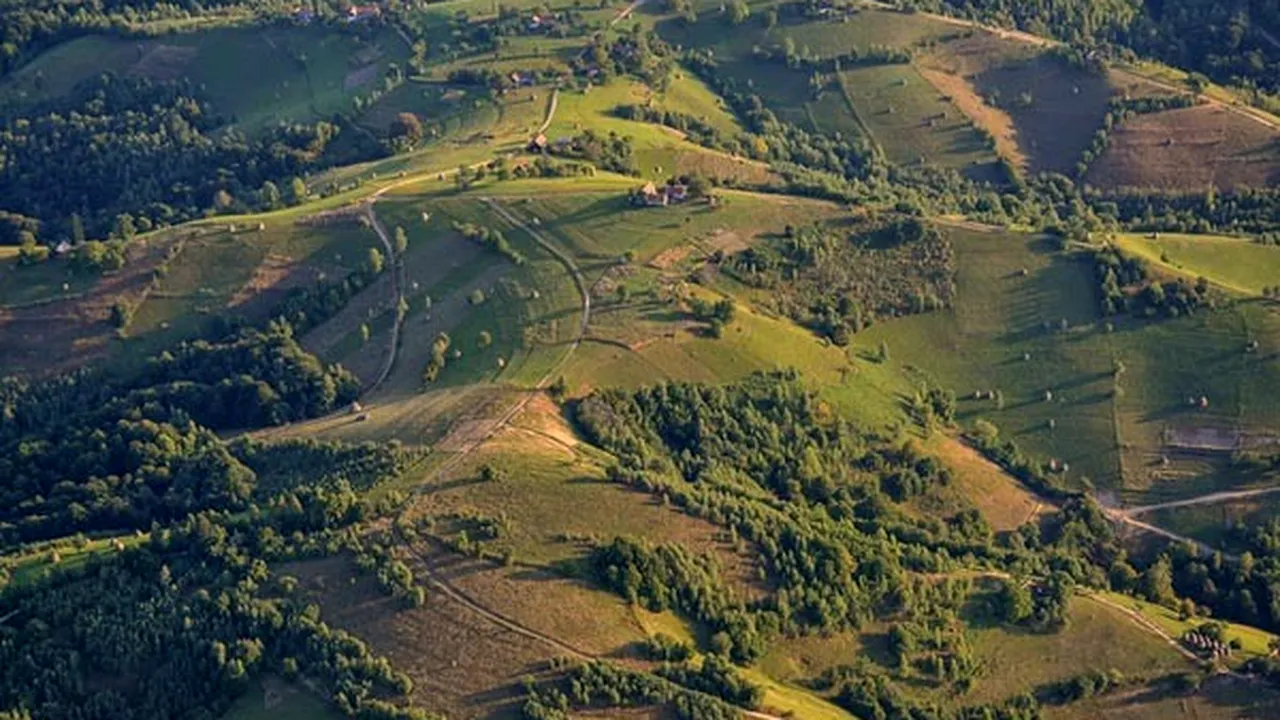 The Sun: Transilvania, cu perspective panoramice şi castele gotice, prima destinaţie de vizitat în 2016