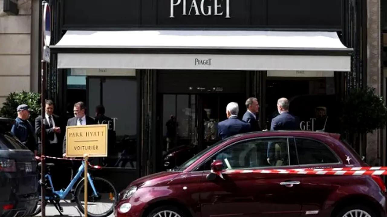Jaf ca-n filme în centrul Parisului: s-au furat bijuterii de 15 milioane de euro