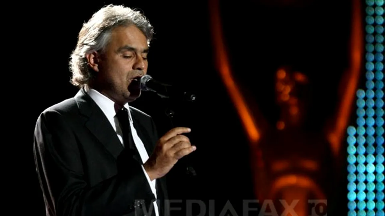 Andrea Bocelli joacă în filmul despre viaţa sa. Orb din copilărie, citea notele muzicale în Braille