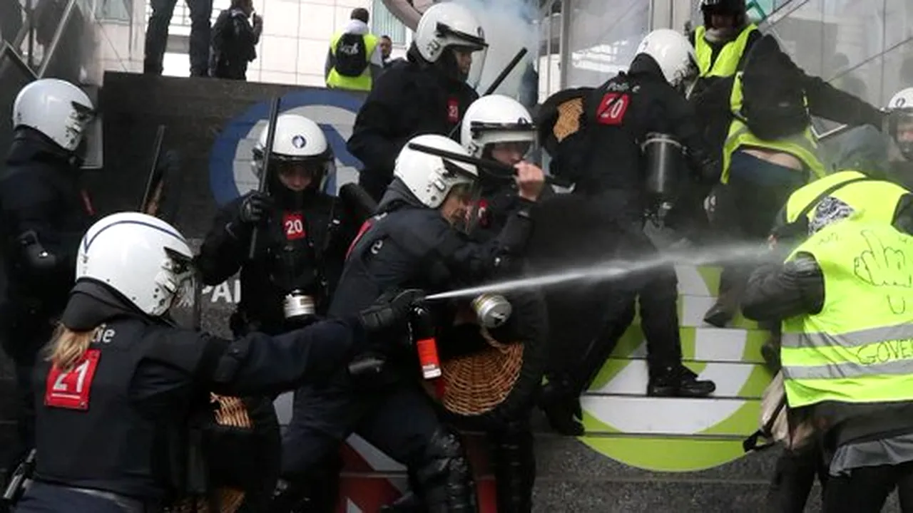 Mişcarea „Vestele Galbene” se extinde rapid în Europa. Proteste, anunţate în încă două ţări