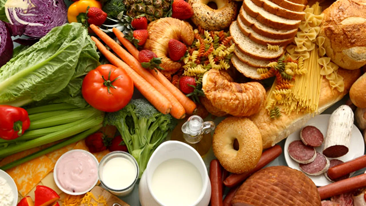 Ce e bine să mâncăm şi ce nu? Cum se schimbă sfaturile nutriţioniştilor în timp