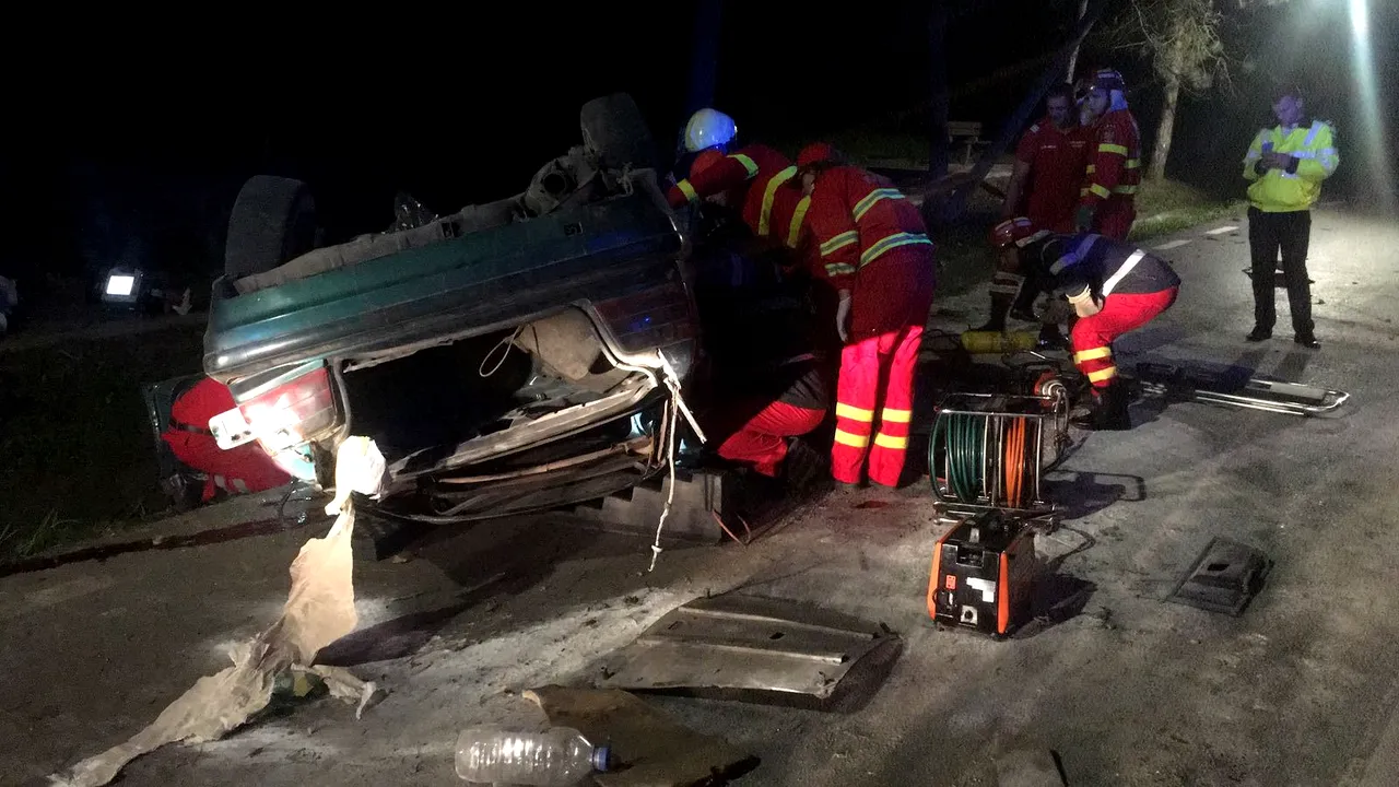 FOTO Două ACCIDENTE grave în Suceava, în ultimele ore: cinci morţi şi doi răniţi