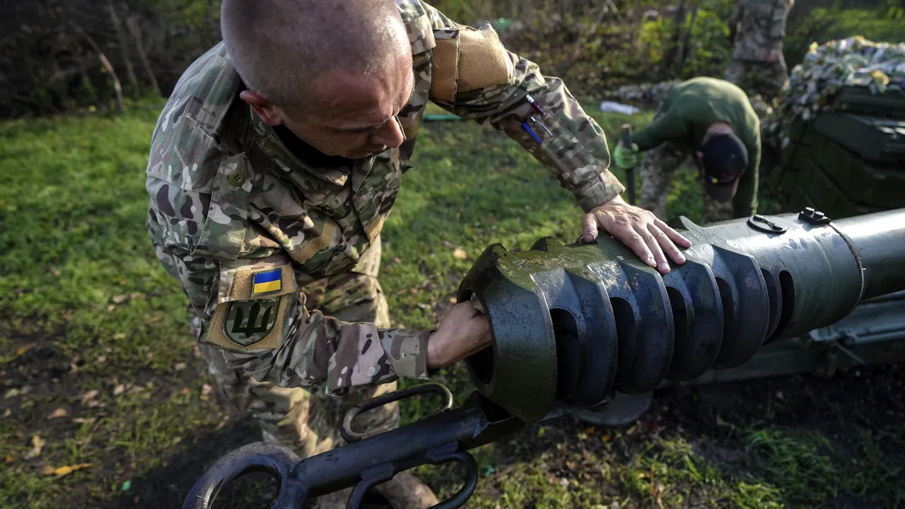 Războiul din Ucraina, ziua 221. Armata rusă bate în retragere. Peste 60.000 de soldaţi ruşi au fost ucişi / În regiunile anexate se va vorbi rusa, iar rubla va circula din 2023 / România, tot mai vehementă împotriva acţiunilor ruseşti, a semnat o declaraţie comună / Stoltenberg, avertisment pentru Putin